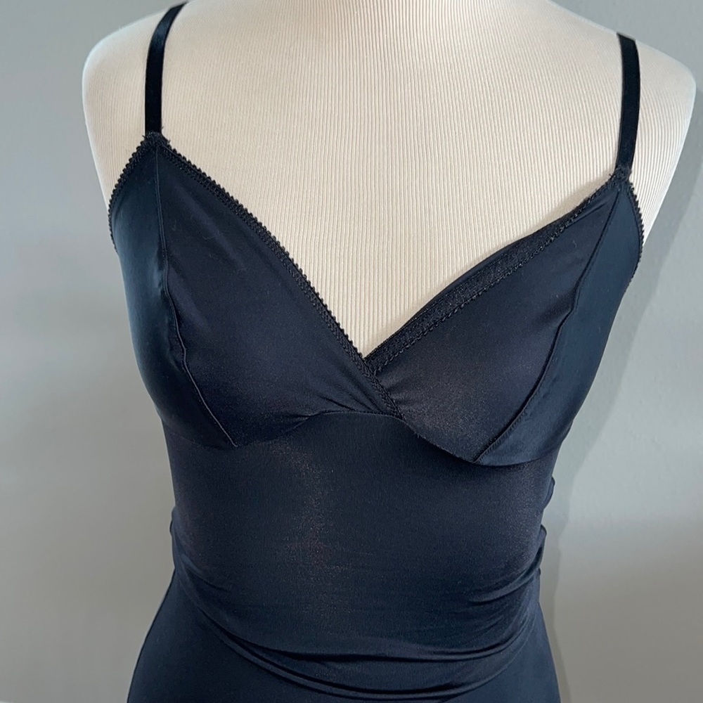 Sassybax Black Slimming Slip v neck size small